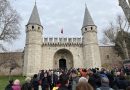 Isztambul 3. – Topkapi palota, könnyed vacsi majd szilveszteri buli a városi forgatagban – 2023.12.31.